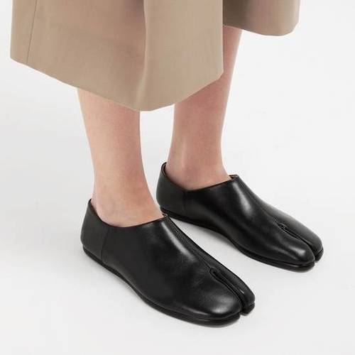 메종마르지엘라 타비 레더 로퍼 블랙
