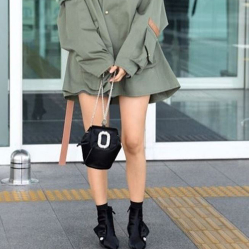 로저비비에 버클 미니 백팩