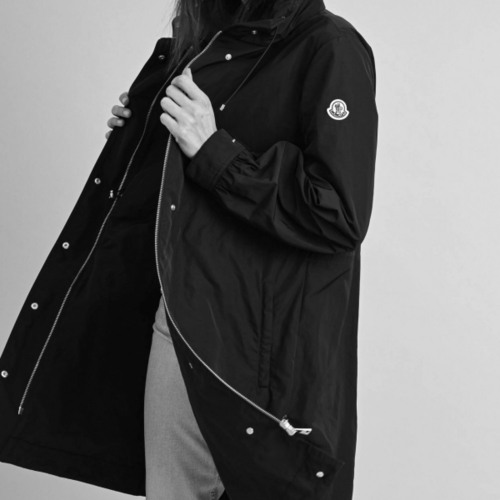 sale* 몽클레어 코로우 바람막이 코우로우 블랙