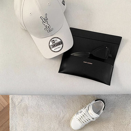 생로랑 뉴에라 YSL 모노그램 캡 야구모자 2co